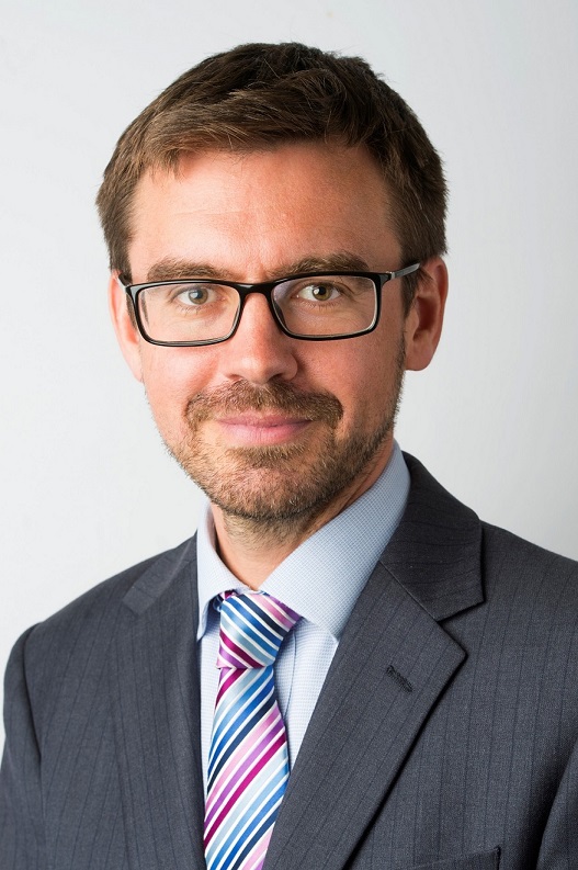 Росс симонс. Marry ross набережные челны. Саймон росс композитор. Саймон росс композитор. Росс симонс.